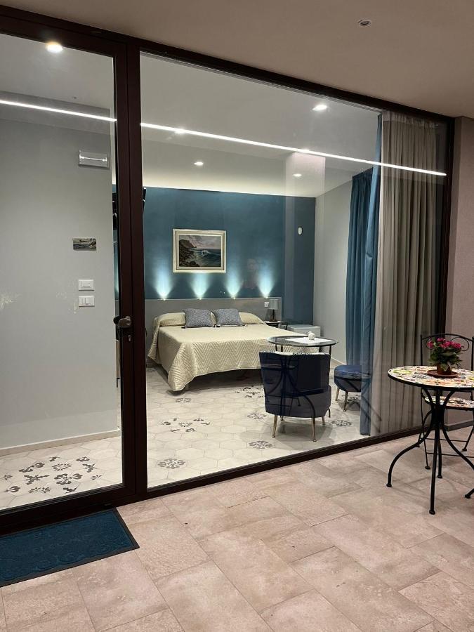 La Casa Dell'Alloro Цафферана-Етнеа Екстер'єр фото