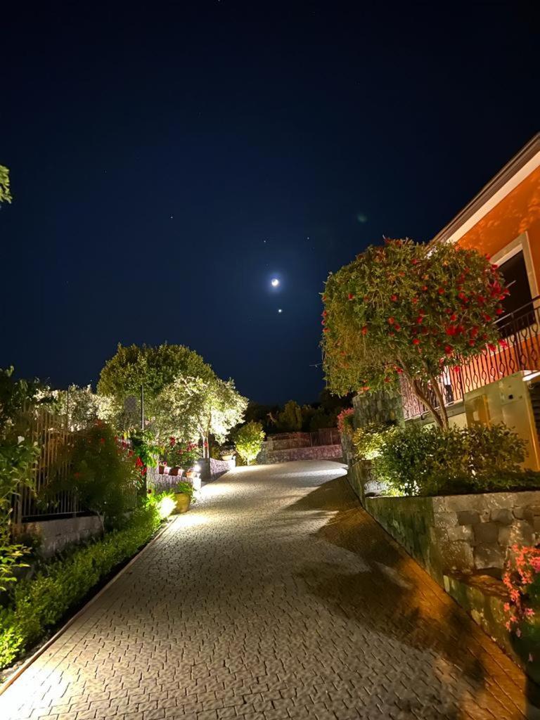 La Casa Dell'Alloro Цафферана-Етнеа Екстер'єр фото